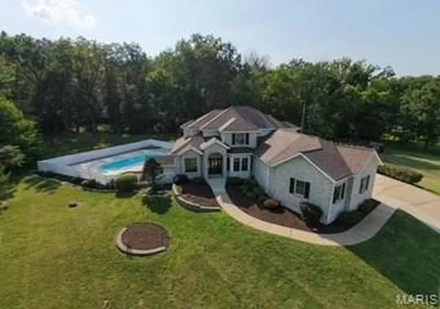 Photo 1 of Single family home for sale at 19123 Babler Forest Road Road, Wildwood, MO 63005 | MLS# MIS26052988 | Listing updated on 2026-08-26
