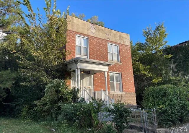 Photo 1 of Multi family home for sale at 1816 Annie Malone Dr, Saint Louis, MO 63113 | MLS# MIS26052996 | Listing updated on 2026-08-17