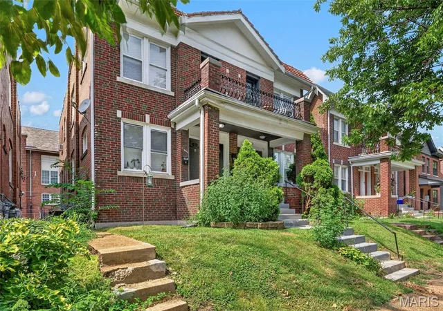 2nd image of 2037 Maury Avenue, Saint Louis, MO 63110 | MLS# MIS26053000
