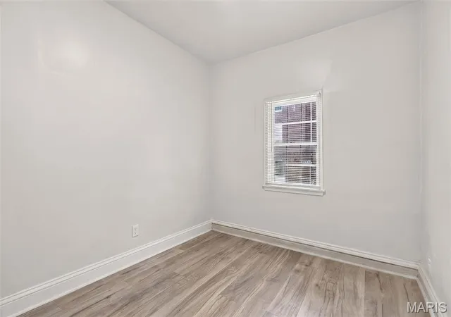 24th image of 2037 Maury Avenue, Saint Louis, MO 63110 | MLS# MIS26053000