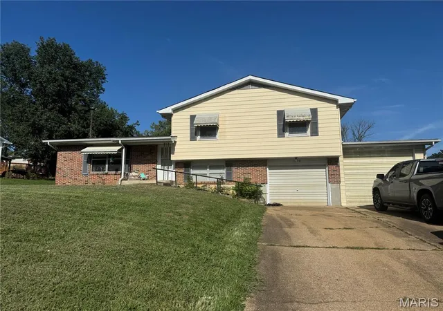 1st image of 1250 Diane St, Saint Clair, MO 63077 | MLS# MIS26053001