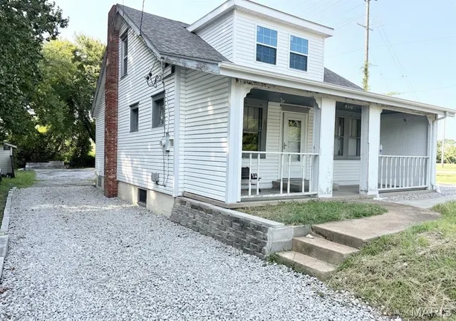 Photo 1 of Single family home for sale at 4510 18 Green Park Rd, St Louis, MO 63123 | MLS# MIS26053002 | Listing updated on 2026-08-23
