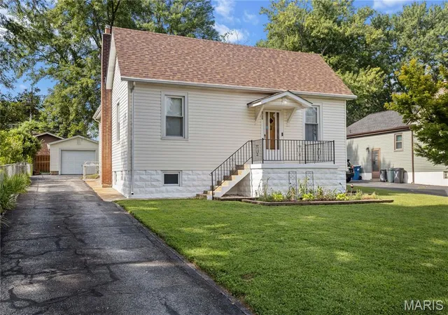 image of 6720 Bonnie Ave, Saint Louis, MO 63123 | MLS# MIS26053012