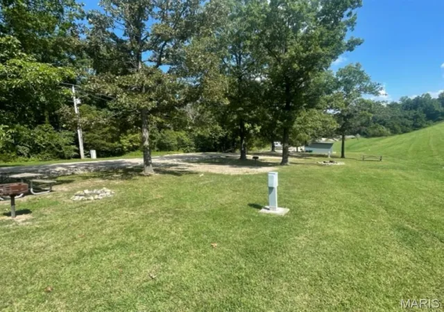 47th image of 10056 Waterford Dr, Hillsboro, MO 63050 | MLS# MIS26053014