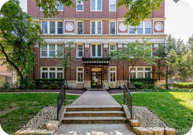 Condo for sale at 5330 Pershing #706, St Louis, MO 63112 | MLS# MIS26053025