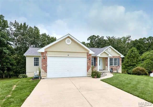 Photo 3 of Single family home for sale at 60 Citori Ct, Troy, MO 63379 | MLS# MIS26053030 | Listing updated on 2026-09-03