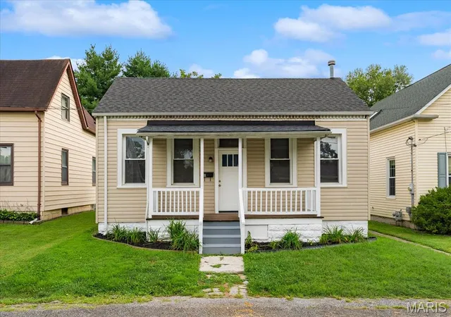 1st image of 120 E Iowa St, Trenton, IL 62293 | MLS# MIS26053036