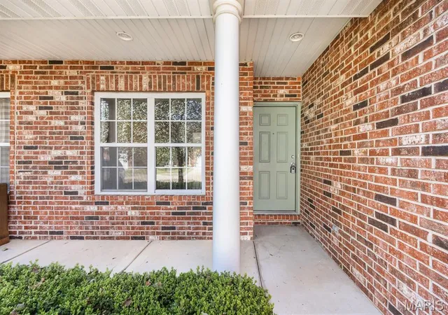 Photo 2 of Single family home for sale at 756 Granite Dr, O Fallon, IL 62269 | MLS# MIS26053042 | Listing updated on 2026-10-23