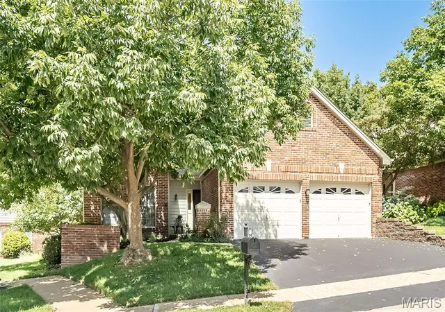 image of 14143 Woods Mill Cove Dr, Chesterfield, MO 63017 | MLS# MIS26053067