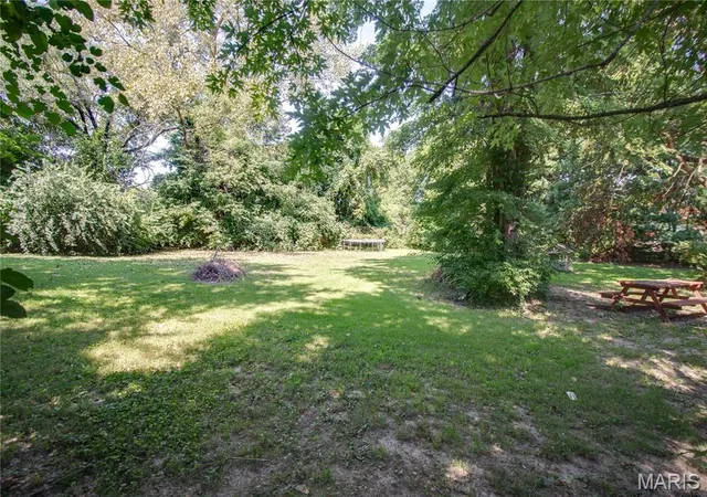 31st image of 7220 Ingham Ln, Godfrey, IL 62035 | MLS# MIS26053069