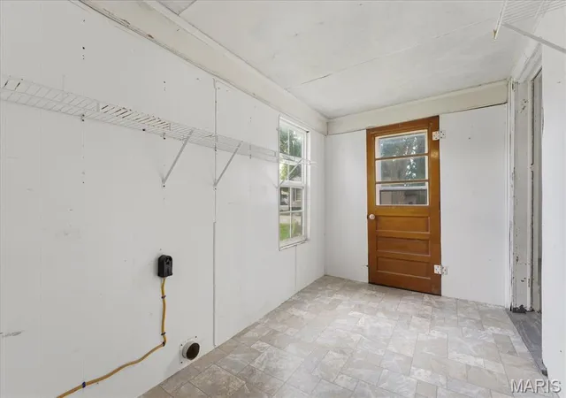 Photo 3 of Single family home for sale at 409 S Washington St, Trenton, IL 62293 | MLS# MIS26053072 | Listing updated on 2026-09-23