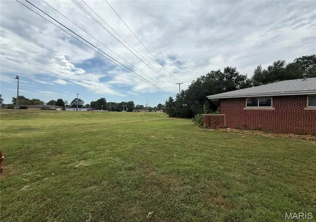 16th image of 168 Crescent Dr, Lebanon, MO 65536 | MLS# MIS26053074