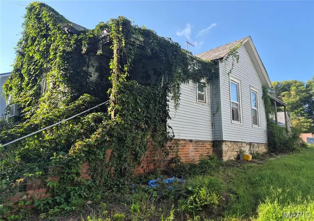 4th image of 811 Paris Ave, Hannibal, MO 63401 | MLS# MIS26053077