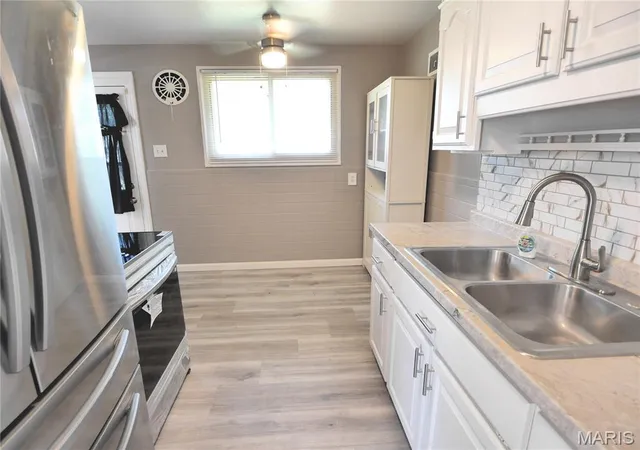 Photo 4 of Single family home for sale at 9932 Bellefontaine Rd, Saint Louis, MO 63137 | MLS# MIS26053078 | Listing updated on 2026-08-21