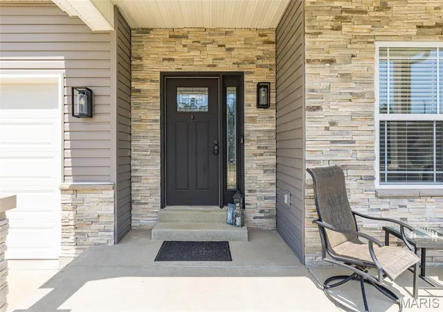 3rd image of 1946 Masters Dr, Festus, MO 63028 | MLS# MIS26053092