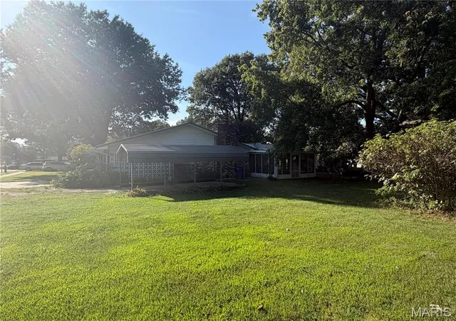 Photo 4 of Single family home for sale at 545 Saint Paul Dr, New Madrid, MO 63869 | MLS# MIS26053106 | Listing updated on 2026-09-12