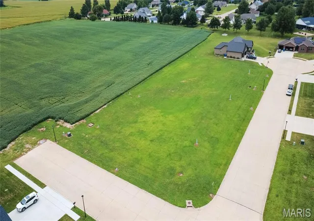 10th image of 805 N Roosevelt St, New Baden, IL 62265 | MLS# MIS26053119
