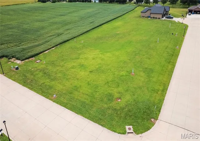 9th image of 809 N Roosevelt St, New Baden, IL 62265 | MLS# MIS26053124