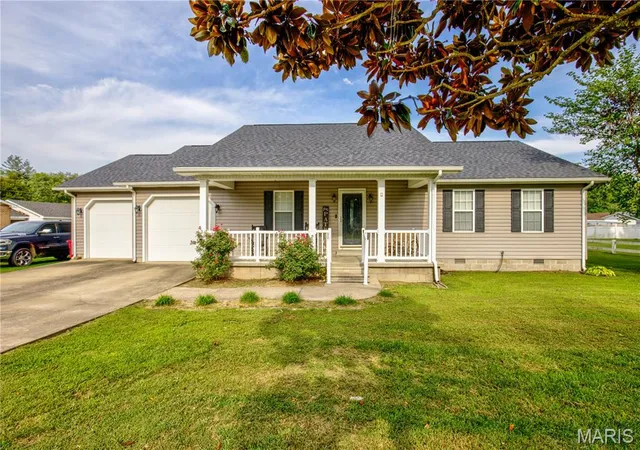 1st image of 355 Margaret Dr, East Prairie, MO 63845 | MLS# MIS26053130