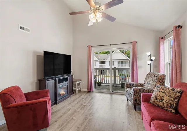 5th image of 147 Brandy Mill Cir #25E, High Ridge, MO 63049 | MLS# MIS26053131