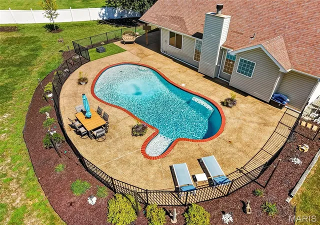 Photo 2 of Sale Pending at 1509 Langrove Dr, O Fallon, MO 63368 | MLS# MIS26053132 | Listing updated on 2026-09-03