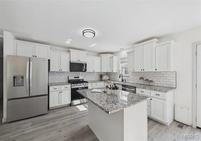 Photo 4 of Single family home for sale at 1562 Scenic Dr, Herculaneum, MO 63048 | MLS# MIS26053136 | Listing updated on 2026-09-16