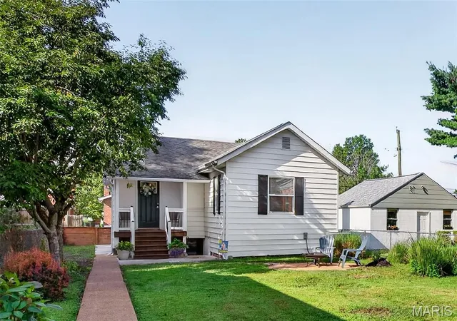 Photo 2 of Single family home for sale at 5440 Nagel Ave, Saint Louis, MO 63109 | MLS# MIS26053147 | Listing updated on 2026-09-28