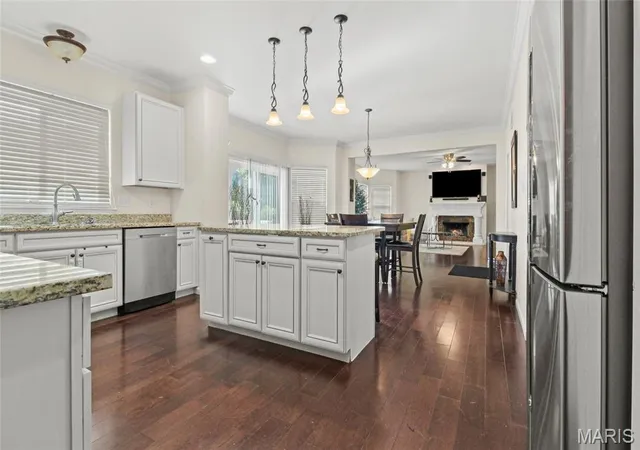 Photo 3 of Single family home for sale at 1625 Emerald Creek Dr, Florissant, MO 63031 | MLS# MIS26053148 | Listing updated on 2026-09-13