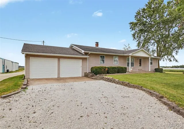 Single family home for sale at 34462 S Prairie View Rd, Warrenton, MO 63383 | MLS# MIS26053164