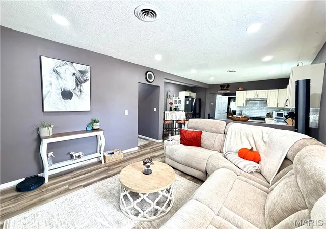 4th image of 905 E 3Rd St, Salem, MO 65560 | MLS# MIS26053183