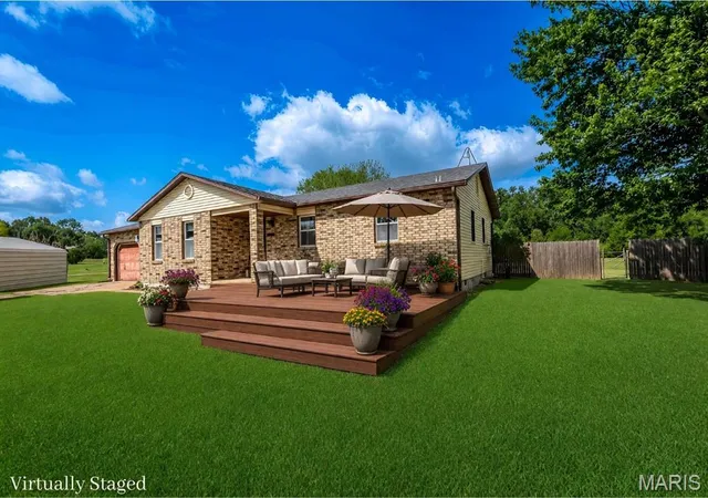 3rd image of 30301 Peach Blossom Ln, Lebanon, MO 65536 | MLS# MIS26053184
