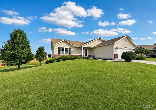 1st image of 18405 Walnut Grove Ct, Wright City, MO 63390 | MLS# MIS26053187