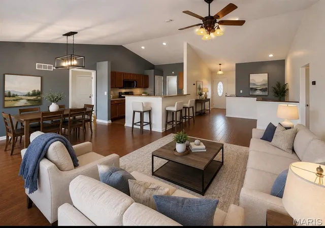 3rd image of 18405 Walnut Grove Ct, Wright City, MO 63390 | MLS# MIS26053187