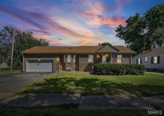 1st image of 2535 E 28th St, Granite City, IL 62040 | MLS# MIS26053190