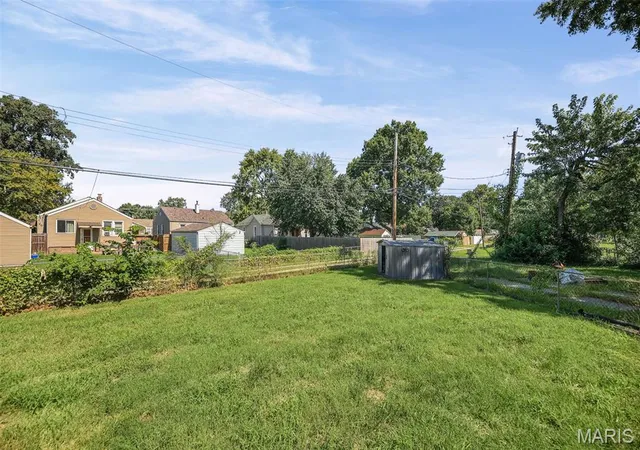 4th image of 2535 E 28Th St, Granite City, IL 62040 | MLS# MIS26053190