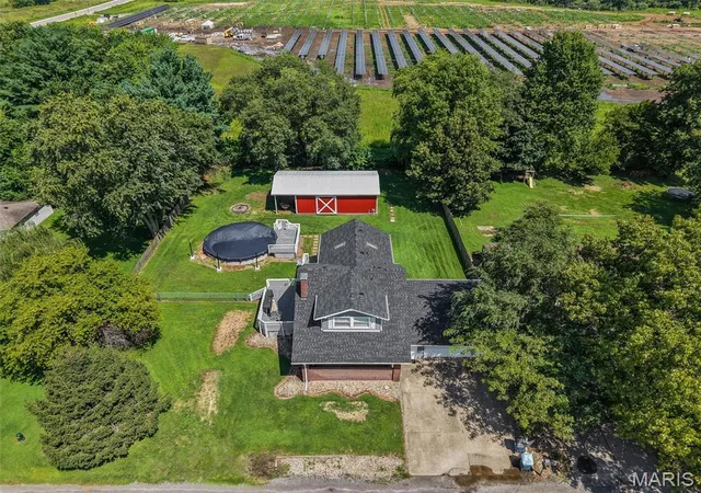 2nd image of 4825 Shady Ln, Roxana, IL 62084 | MLS# MIS26053192