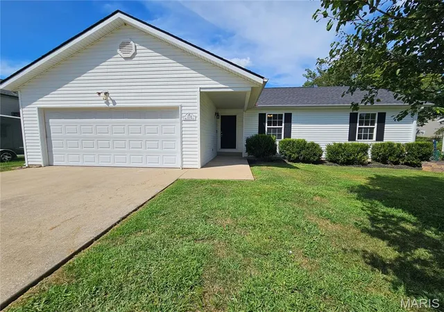 Photo 1 of Single family home for sale at 2734 Mansfield Pl, Jackson, MO 63755 | MLS# MIS26053208 | Listing updated on 2026-09-19