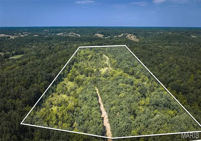 1st image of 726 Hummingbird Ln, Richland, MO 65556 | MLS# MIS26053216