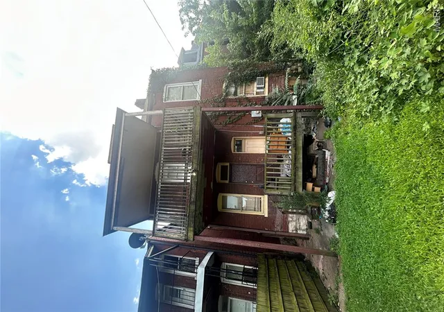 Photo 3 of Sale Pending at 3943 Greer Ave, Saint Louis, MO 63107 | MLS# MIS26053237 | Listing updated on 2026-08-24