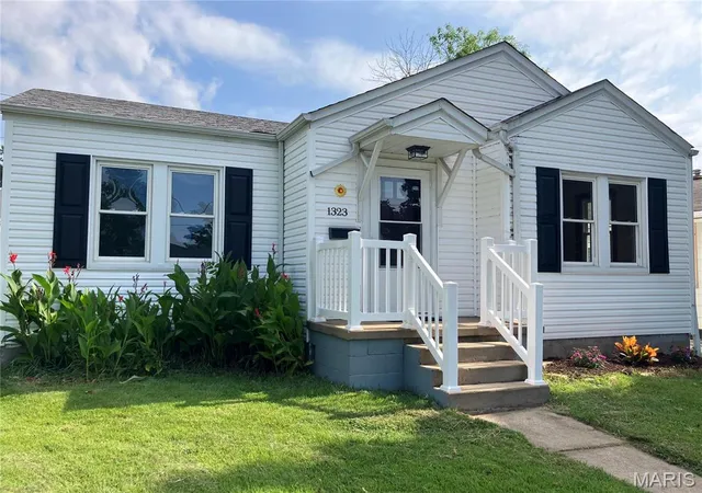 Photo 1 of Sale Pending at 1323 E 6th St, Washington, MO 63090 | MLS# MIS26053251 | Listing updated on 2026-09-15