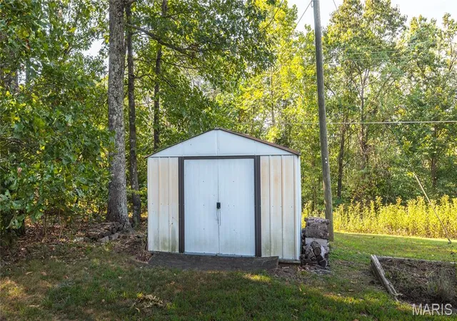 31st image of 16324 Hardwood Ln, St Robert, MO 65584 | MLS# MIS26053256