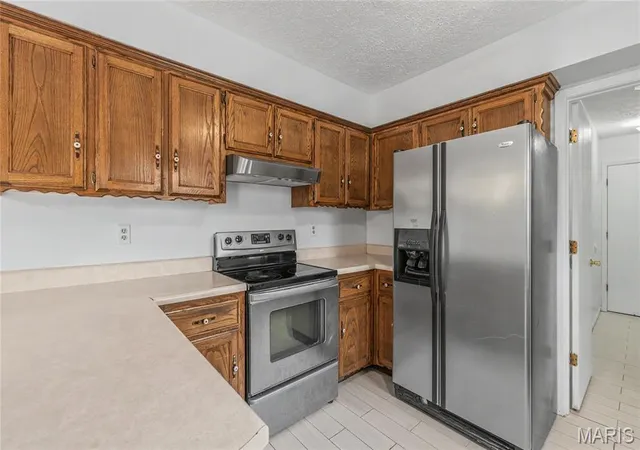 Photo 3 of Sale Pending at 16324 Hardwood Ln, St Robert, MO 65584 | MLS# MIS26053256 | Listing updated on 2026-09-27