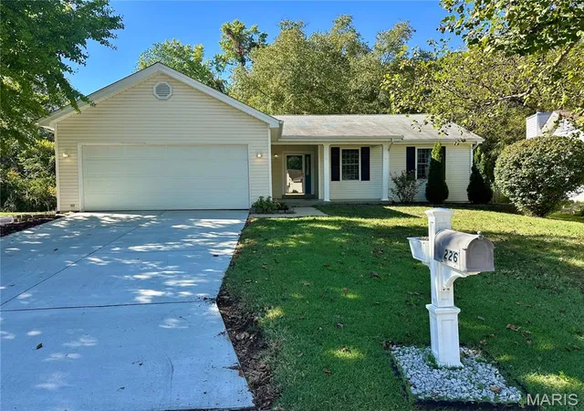 Single family home for sale at 226 Barrington Dr, Saint Peters, MO 63376 | MLS# MIS26053263