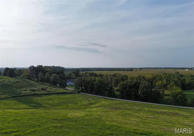 4th image of 4405 County Road 242, Palmyra, MO 63461 | MLS# MIS26053267
