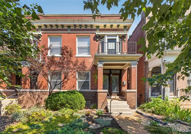Photo 1 of Sale Pending at 4051 Botanical Ave, Saint Louis, MO 63110 | MLS# MIS26053270 | Listing updated on 2026-09-13