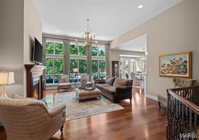 Photo 4 of House for sale at 195 Kendall Bluff Ct, Chesterfield, MO 63017 | MLS# MIS26053285 | Listing updated on 2026-09-14