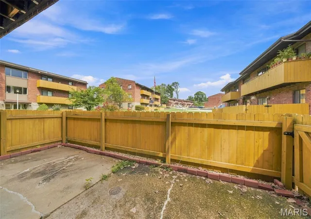image of 1190 Calley Dr, Saint Louis, MO 63125