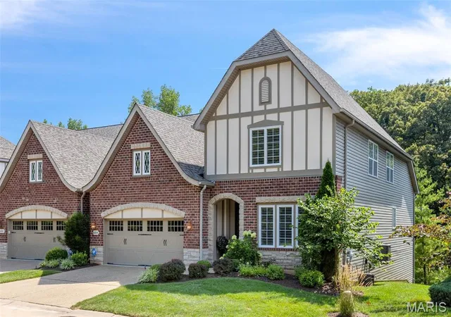 image of 16334 Baxter Rd, Chesterfield, MO 63005 | MLS# MIS26053295