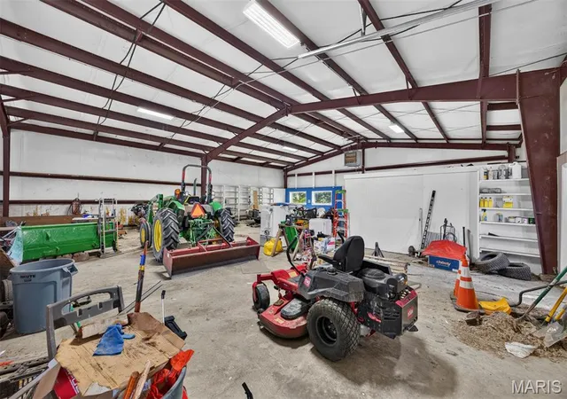 Photo 4 of Single family home for sale at 1101 Kildeer Rd, Greenville, IL 62246 | MLS# MIS26053298 | Listing updated on 2026-08-30