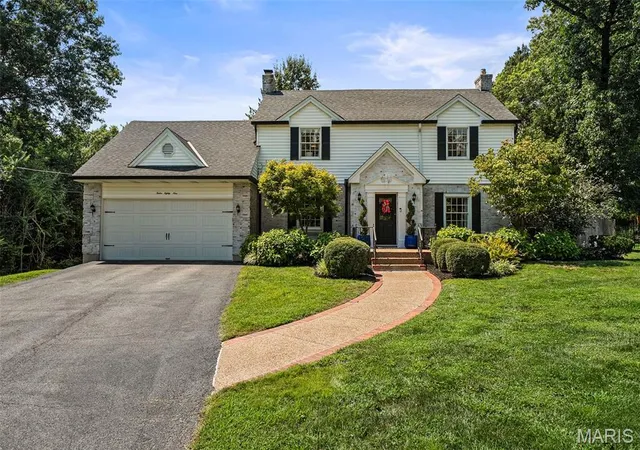 3rd image of 1289 Lay Rd, Ladue, MO 63124 | MLS# MIS26053299